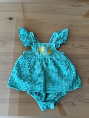 Cat & Jack Mint Green Baby Romper Dress with Sun & Moon Embroidery 6-9m